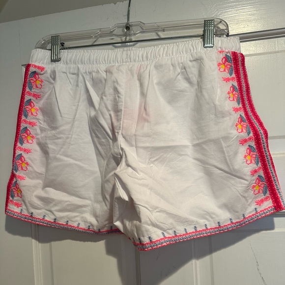Lilly Pulitzer Shorts! - Picture 2 of 5